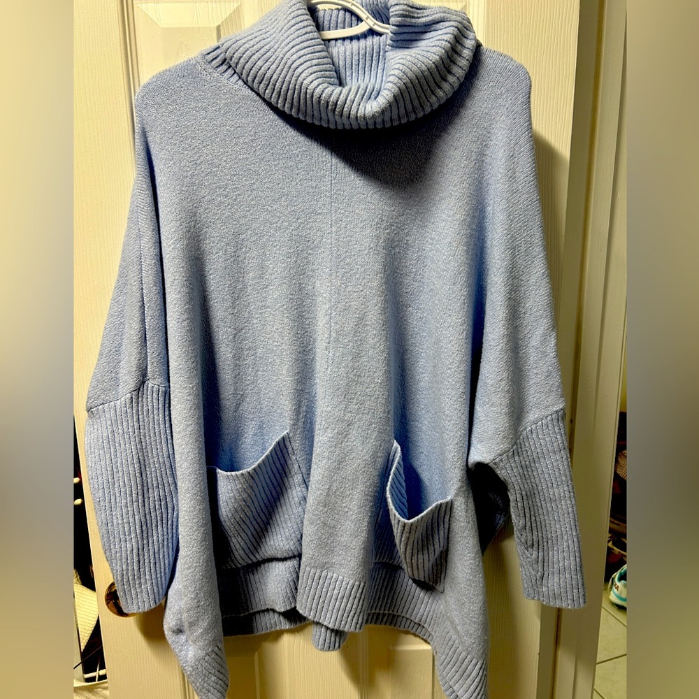 Loft Poncho Sweater SZ L